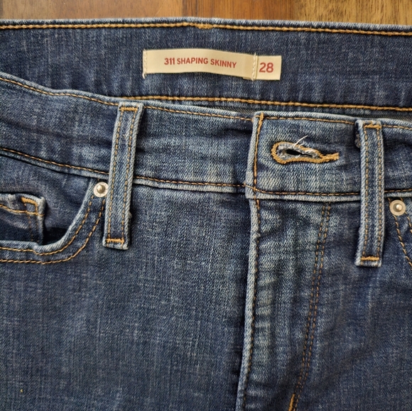Levi's 311 Shaping Skinny Jeans - Picture 6 of 7